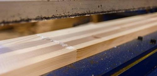 Пол второго этажа по деревянным балкам. Самостоятельное изготовление клееного элемента