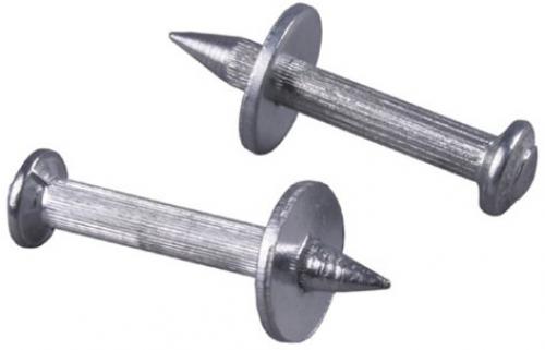 Как забить дюбель в кирпичную стену. Разница в подходах 02