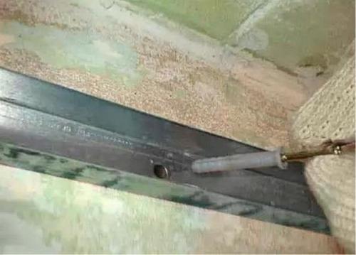 Обшивка потолков гипсокартоном по деревянным балкам. Преимущества потолочных конструкций из гипсокартона для дома из дерева 03 Обшивка потолков гипсокартоном по деревянным балкам. Преимущества потолочных конструкций из гипсокартона для дома из дерева 03