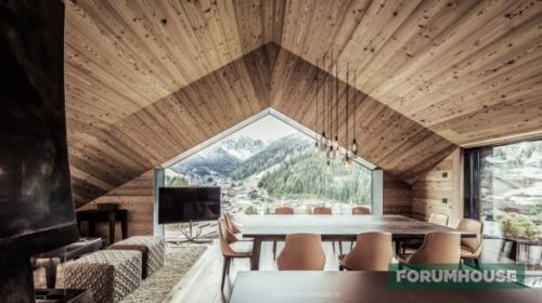 Интересные решения отделки стен деревом. Фотографии интерьеров, которые отделаны древесиной