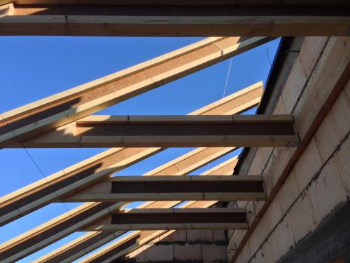 Срок службы деревянных балок. Технология производства и сферы применения