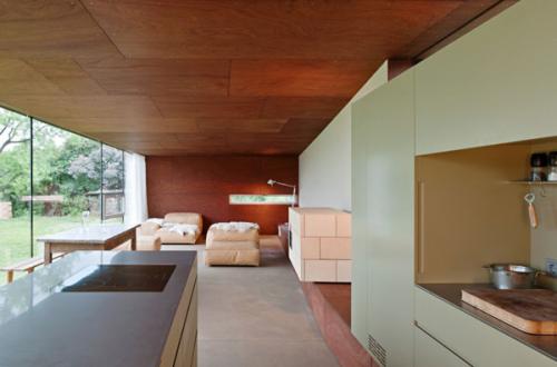 Чем отделать потолок в деревянном доме. Чем покрыть потолок в деревянном доме: доступные варианты