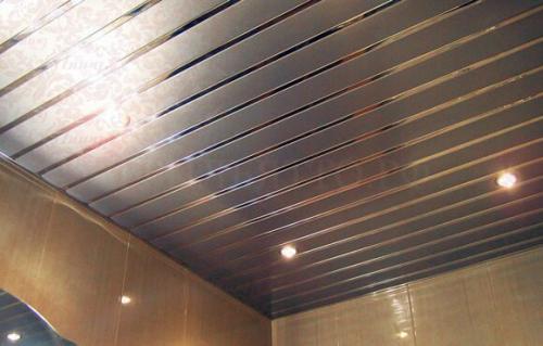 Деревянный реечный потолок с подсветкой своими руками. Особенности 07 Деревянный реечный потолок с подсветкой своими руками. Особенности 07