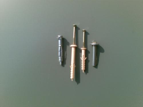 Как закрепить дюбель в гипсокартоне. Дюбель для гипсокартона – основные разновидности и правила монтажа (100 фото)