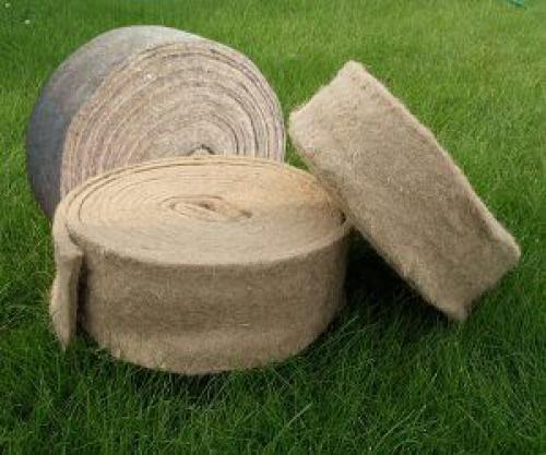 Лучший утеплитель для дома из бруса. Какие бывают межвенцовые утеплители?