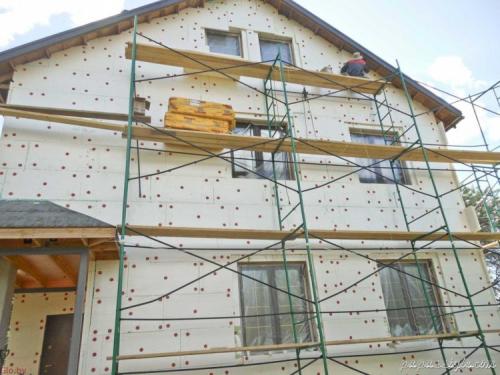 Утепление кирпичной стены снаружи пенополистиролом. Внешнее утепление стен пенопластом