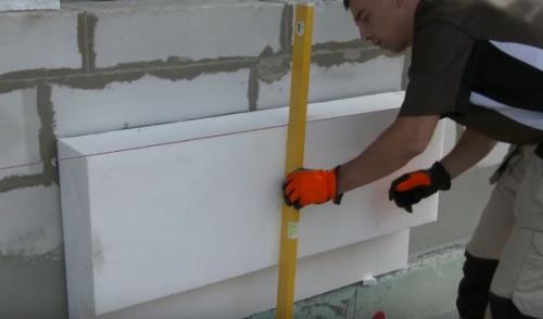 Можно ли утеплять кирпичный дом пенопластом. Утепление дома пенопластом: личный опыт