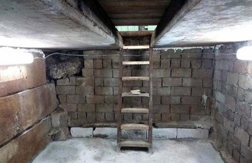 Утепление потолка пристройки к дому. Извечный вопрос – утеплять изнутри или снаружи