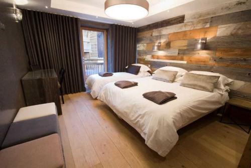 Отделка стен старыми досками. Веяние моды или традиция?