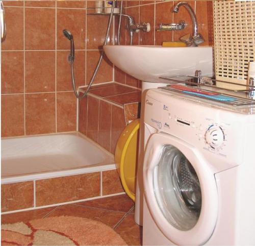 Пристройка к дому с санузлом. Как пристроить санузел к готовому дачному дому