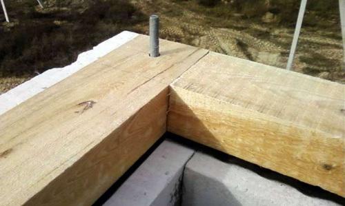 Как крепить брус к бетонному потолку. Установка лаг на бетонное основание: крепить или нет?