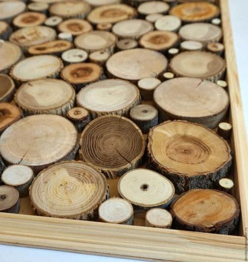 Стена из спилов бруса. Спилы дерева в отделке стен дома