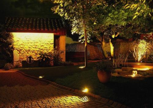 Оригинальные идеи для сада своими руками. 90 идей украшений для сада своими руками (фото)