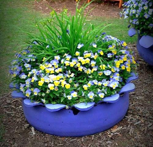 Клумбы декор для сада своими руками. Клумбы для цветов на даче своими руками – 70 лучших вариантов