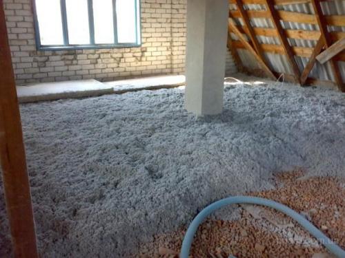 Чем засыпать межэтажное перекрытие. Чем заполнить перекрытие между этажами в доме