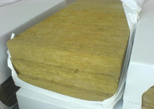 Чем крепить минвату к деревянной стене