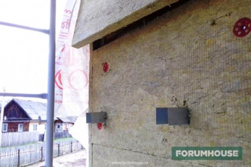 Как закрепить утеплитель на стене деревянного дома. Утепление брусового дома каменной ватой