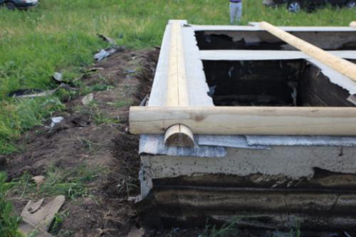 Укладка бруса на бетон. Крепление бруса к бетону — советы профессионалов