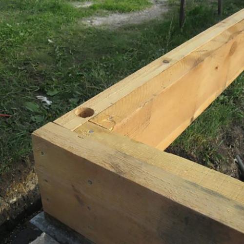 Как крепить бруски на стену. Крепление бруса к бетону — советы профессионалов