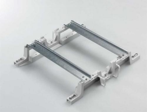 Крепление дин-рейки к монтажной панели. Уро. Вставка DIN-реек и кабельных каналов на монтажную панель