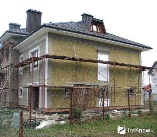 Технология утепления стен минеральными плитами. Плотность минеральной ваты под штукатурку 01