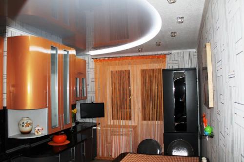 Потолок из гипсокартона на кухне: 25 вдохновляющих интерьеров