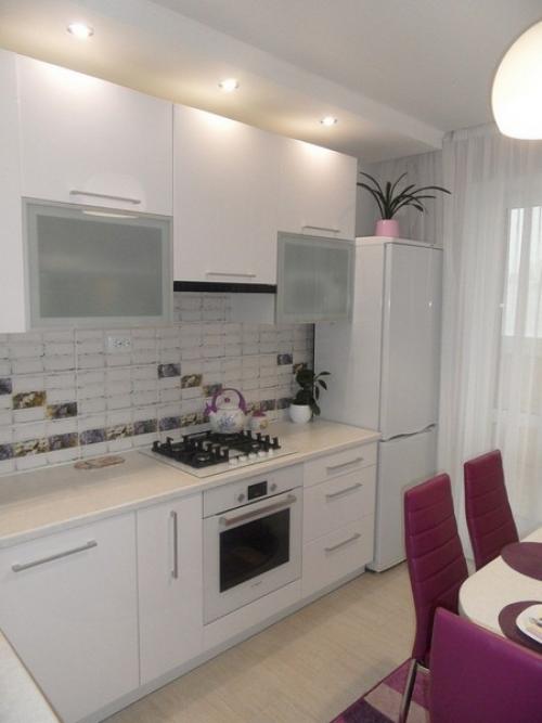 Потолок из гипсокартона на кухне: 25 вдохновляющих интерьеров