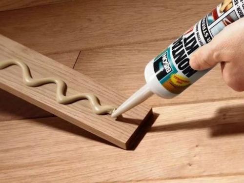Можно ли крепить деревянные рейки на обои. Применение клеевого состава