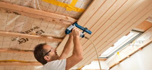 Чем подшить потолок в частном доме. Подшивка потолка по деревянным балкам