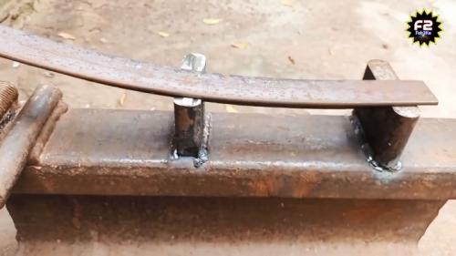 Как согнуть деревянный уголок. Процесс изготовления приспособления и гибки на нем стального уголка