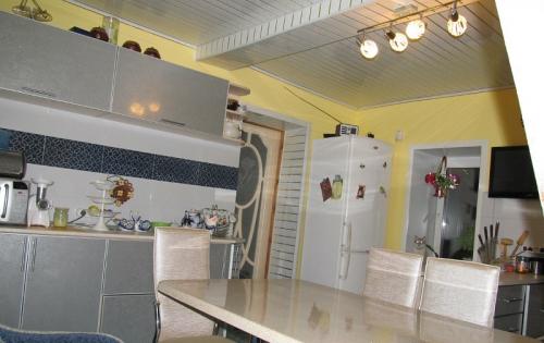 Потолок из реек в квартире. Разновидности