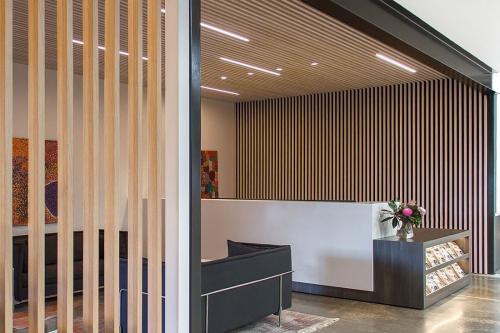 ЛЮБОЕ расстояние между рейками в реечных перегородках. Зонирование: зачем оно необходимо? 02 ЛЮБОЕ расстояние между рейками в реечных перегородках. Зонирование: зачем оно необходимо? 02