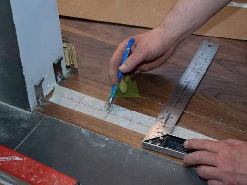 Как монтировать деревянные перегородки из брусков. Особенности сборки и конструкционные материалы 18