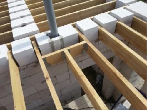 Способ усиления деревянной балки. Наращивание площади сечения балки 07