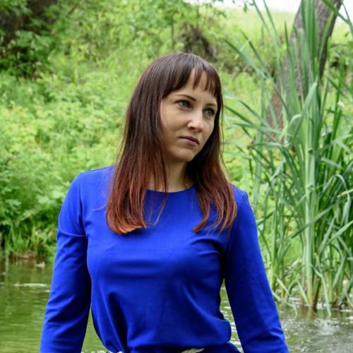 Потолок с балками освещение. Виды и материалы 12