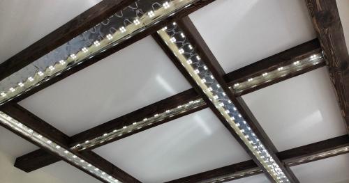 Потолок с балкой посередине. Все преимущества использования 04