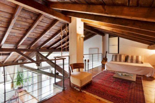 Белые балки на потолке. Потолочные декоративные балки: из чего сделать и как обыграть в интерьере