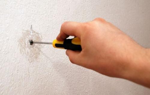 Как крепить брус к кирпичной стене. Способы крепления бруса к стене и основные крепежные элементы