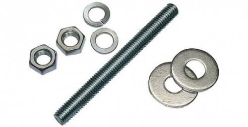 Как закрепить турник на кирпичной стене?