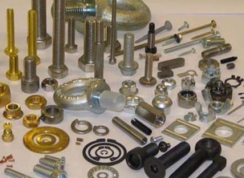 Как крепить к кирпичной стене. Особенности данного процесса