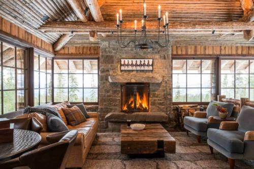 Декор из дерева на стену. Деревянный декор — самые уникальные примеры декора интерьера 97 фото лучших идей 2019-2020