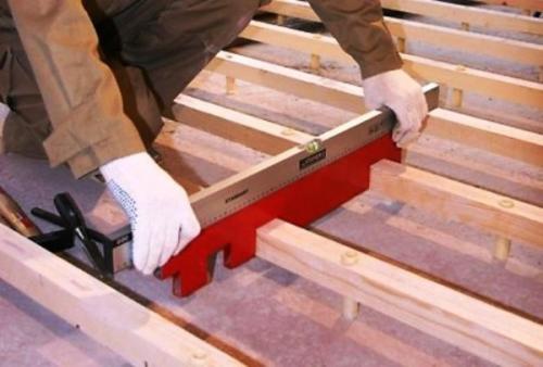 Схема расположения балок перекрытия. Технология монтажа перекрытий из дерева