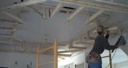Отделка потолка гипоскартоном своими руками. Технология монтажа гипсокартона на потолок 13