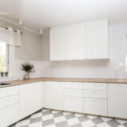 Стеновые панели в интерьере 2023. Белые стены в интерьере 2023: ТОП-80 лучших идей дизайна 03