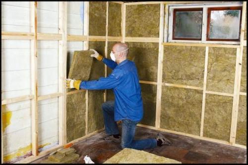 Как утеплить кирпичную пристройку изнутри. Утепляем кирпичные стены изнутри своими руками