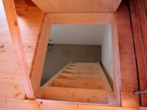 Чем утеплить стены и полы в кирпичном доме. Как утеплить полы своими руками 02